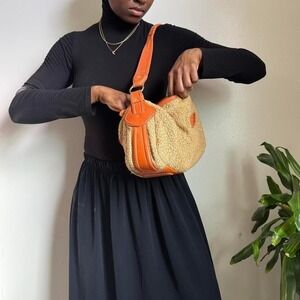 Vintage Y2K Stone Mountain Straw &‎ Leather Hobo Bag